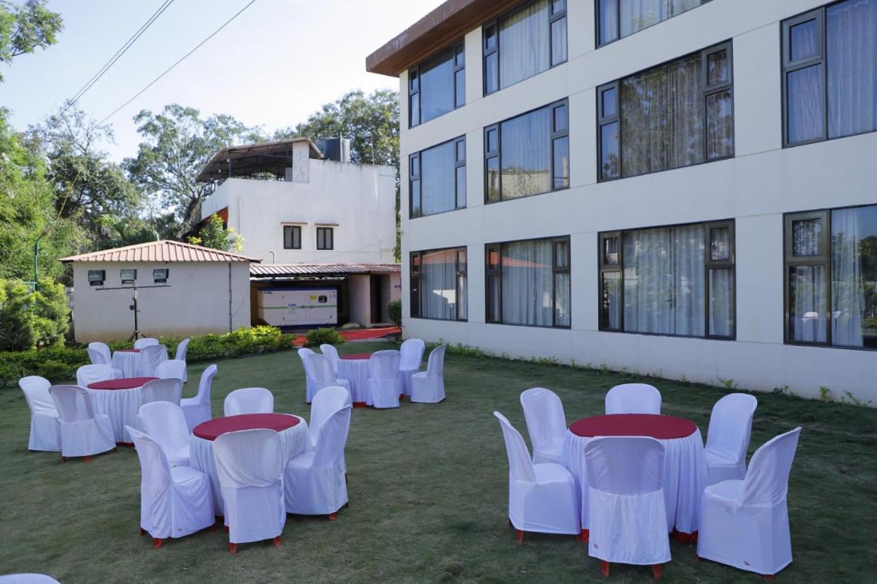Royal Orbit Hotel Panchgani Exterior foto